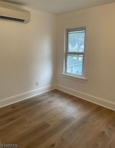 170 Burgess Pl, Passaic Park NJ  07055-3231 exterior