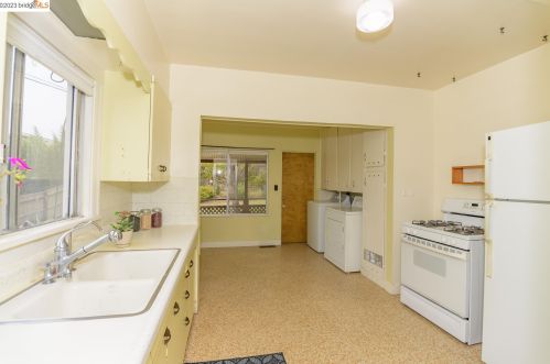 916 Cerrito, Berkeley CA 94706-1522 exterior