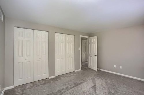 1093 Lakemont Dr, Pittsburgh PA  15243-1817 exterior