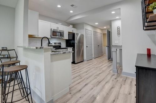 99 Holly Rd, Atlanta GA 30314-2002 exterior