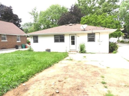 962 Campbell St, Joliet, IL 60435-6965