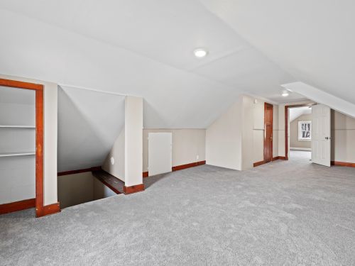 4866 37th St, Milwaukee WI  53221-2570 exterior