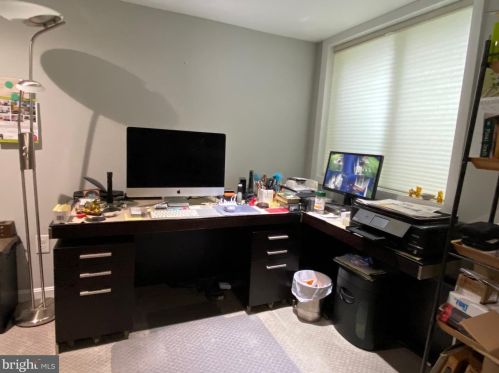 8708 Camden St, Alexandria VA 22308-2318 exterior