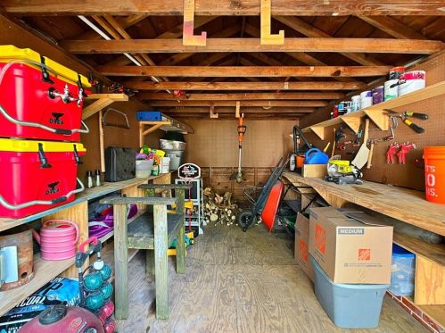 1901 Forrest Ave, Atlanta GA 30344-2768 exterior