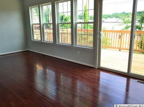 25 Pate Dr, Middletown NJ  07748-1751 exterior