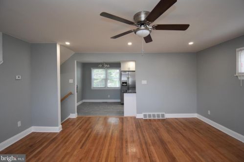 4110 Frosthoffer Ave, Camden NJ  08109-1523 exterior