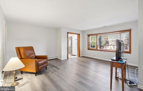 713 Manatawna Ave, Philadelphia PA 19128-2016 exterior