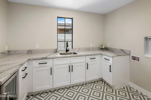 2447 39th Pl, Phoenix AZ  85008-2239 exterior