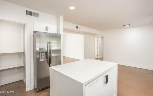 4729 24 St, Phoenix AZ 85016-4837 exterior