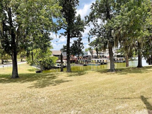 20342 Atascocita Shr Dr, Humble TX 77346-1632 exterior