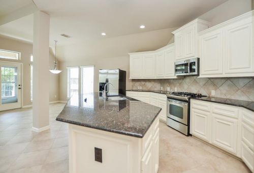 27907 Barberry Banks Ln, Fulshear TX 77441-2057 exterior