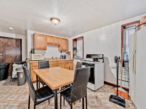 1839 Harding Ave, Chicago IL 60647-4614 exterior