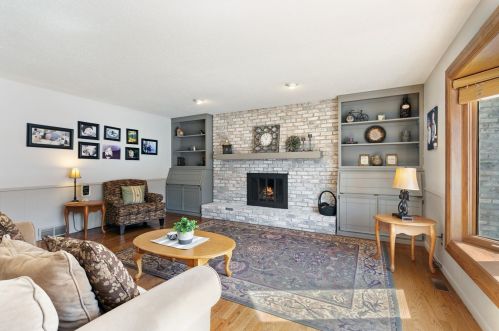 7853 131 St, Saint Paul MN 55124-9703 exterior