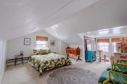 1041 Biltmore Ave, Pittsburgh PA 15216-2305 exterior