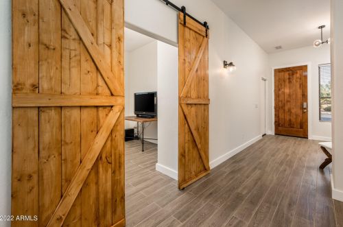 311 Flamingo Dr, Chandler AZ 85286-5123 exterior