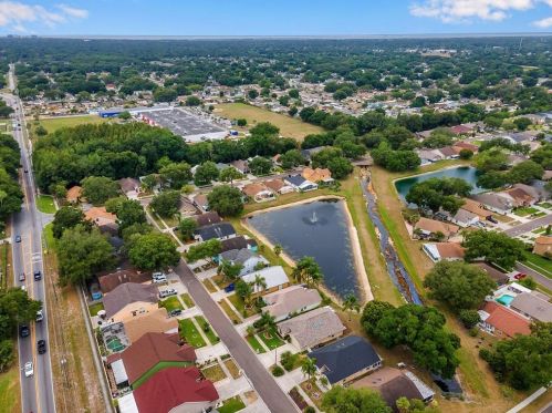 9616 Long Meadow Dr, Tampa FL  33615-1236 exterior