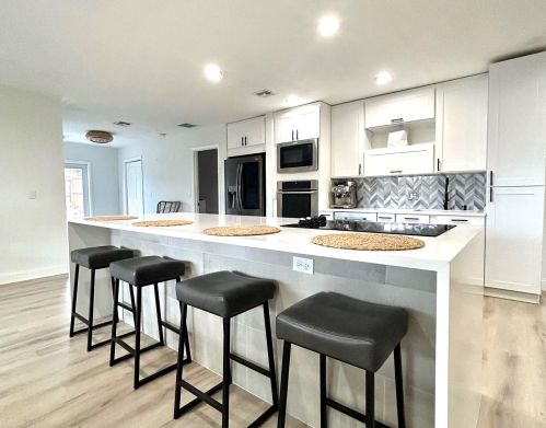 900 5th Ave, Boca Raton FL  33432-2514 exterior