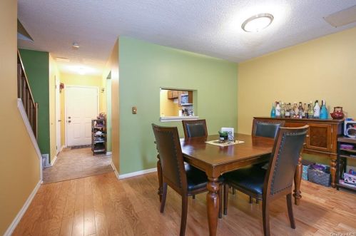 58 Campus Rd, Peekskill NY 10566-2554 exterior