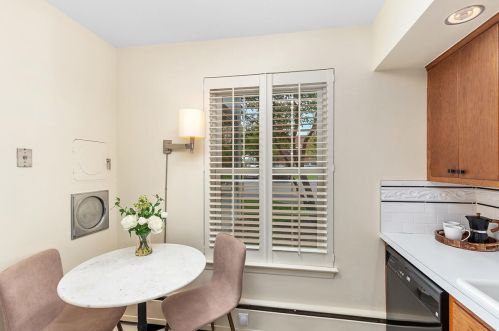 2311 Wealthy St, Grand Rapids MI 49504-0062 exterior