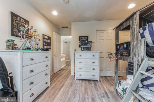 1714 Rockcress Dr, Jamison PA 18929-1647 exterior