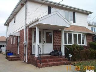 11 Miriam St, Valley Stream NY  11581-1320 exterior