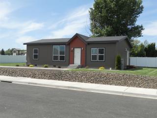 2602 72nd Ave, Yakima, WA 98903-1707