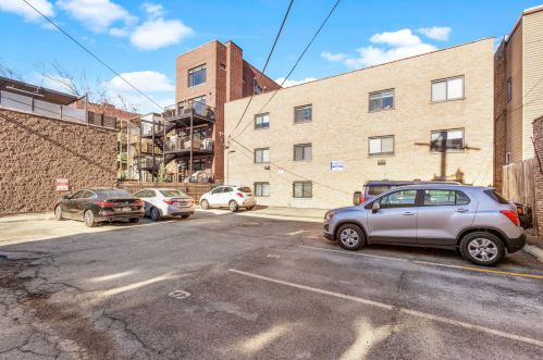 711 Melrose St, Chicago IL  60657-3448 exterior