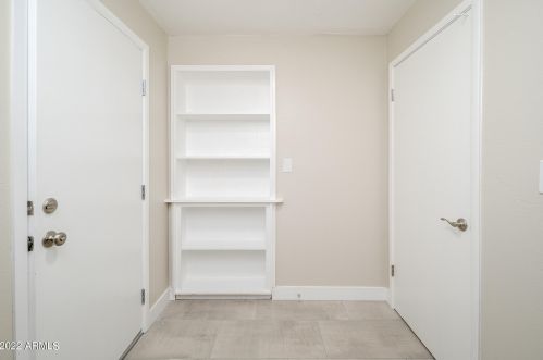 3824 Carol Ave, Phoenix AZ 85021-2091 exterior