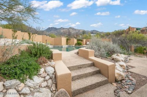 6421 Paseo Otono, Tucson AZ  85750-1208 exterior