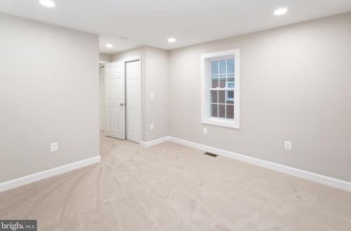 5220 Dix St, Washington DC  20019-6646 exterior