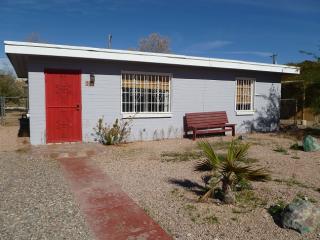 309 Linden St, Tucson AZ  85705-8931 exterior