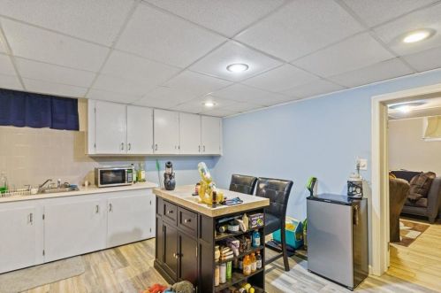 25 Kentland Ave, Providence RI 02904-1904 exterior