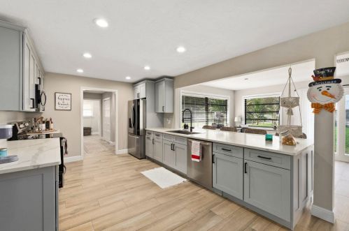 5417 Palmetto Dr, Fort Pierce FL  34982-7481 exterior