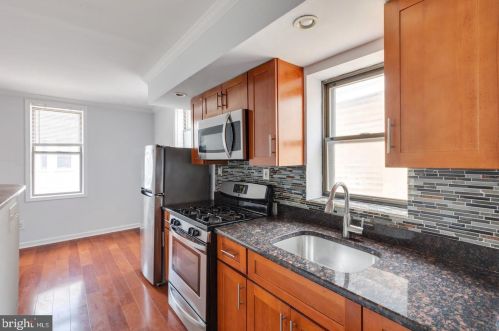 2333 Catharine St, Philadelphia PA 19143-2710 exterior