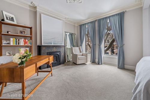 2044 Bissell St, Chicago IL 60614-4206 exterior