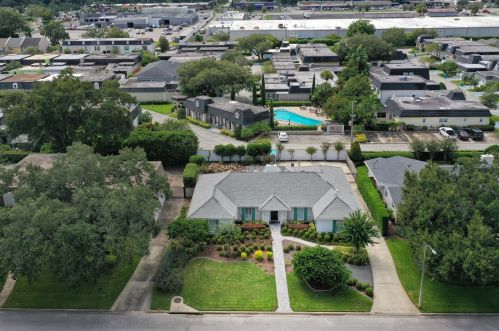 2100 Alameda St, Orlando FL 32804-6903 exterior