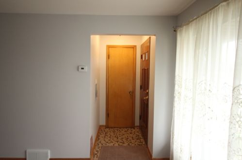 6422 Lamon Ave, Chicago, IL 60638-5824