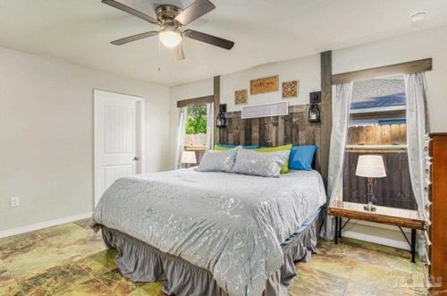 3906 Jarrett St, Milton FL  32571-2426 exterior