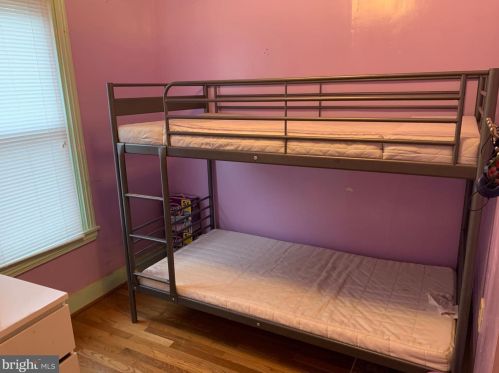 1640 Carlisle St, Philadelphia PA 19145-2307 exterior