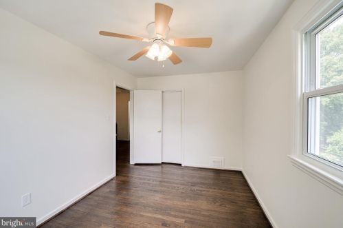 6928 Westhampton Dr, Alexandria VA 22307-1528 exterior