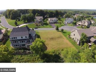 2373 Highover Trl, Chanhassen, MN 55317-4744