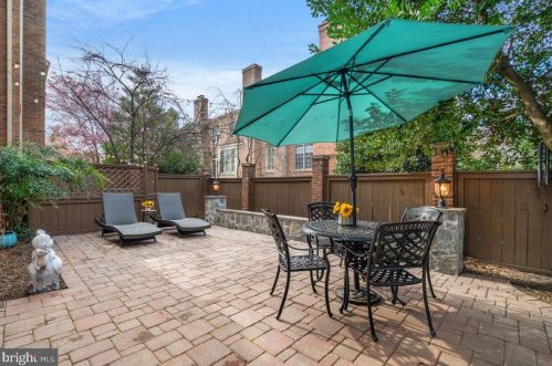 1544 Hampton Hill Cir, Mc Lean VA  22101-6021 exterior