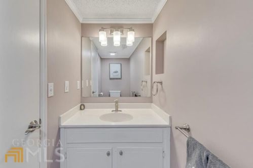 161 Lablanc Way, Atlanta GA  30327-1082 exterior