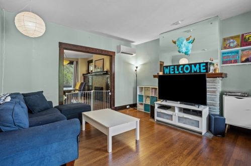 1129 Jancey St, Pittsburgh PA 15206-1326 exterior