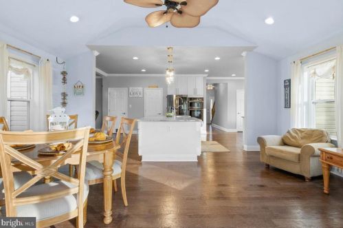 2949 Queensberry Dr, Huntingtown MD 20639-2306 exterior