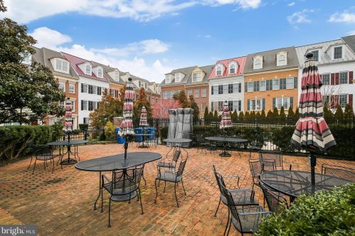 337 Fayette St, Alexandria VA 22314-2201 exterior