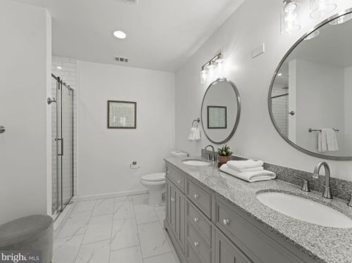 207 Glendale Ave, Alexandria VA 22301-2452 exterior