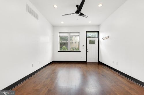 1343 Bouvier St, Philadelphia PA  19146-4702 exterior