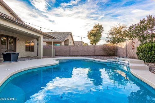 2962 Indian Wl Pl, Chandler AZ 85249-4918 exterior