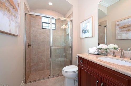 6524 Costa Cir, Naples FL 34113-1710 exterior